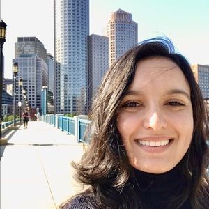 Meet your Posher, Sarina